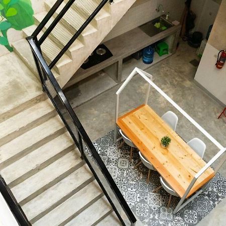 Fybed Aparthotel Semarang Luaran gambar