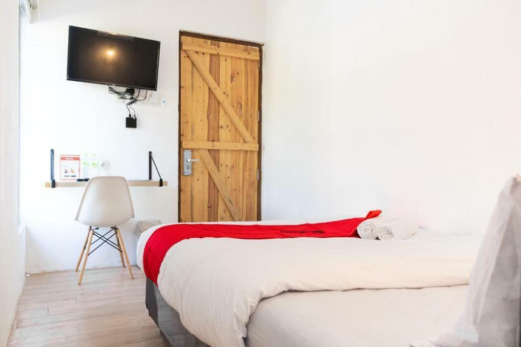Fybed Aparthotel Semarang Luaran gambar