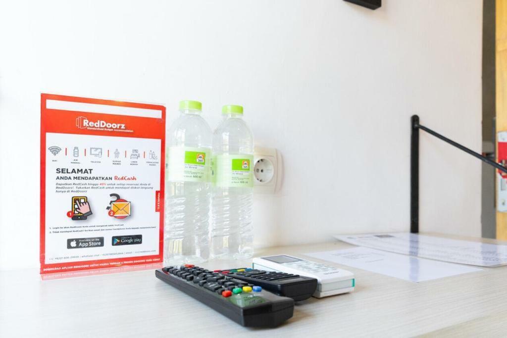 Fybed Aparthotel Semarang Luaran gambar
